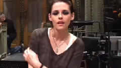 Kristen Stewart - Kristen在SNL后台的问候视频