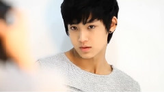 Seventeen - 2013 First Profile Sketch