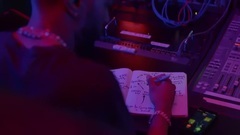 Big Sean - Halfway Off The Balcony