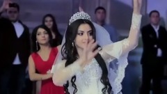 音乐短片 - Танец невесты и подружек