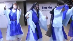 防弹少年团,田柾国(防弹少年团),V(防弹少年团),JIMIN(防弹少年团),Rap Monster(防弹少年团) - Danger
