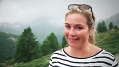 音乐短片 - Kate Bock Gets Romantic