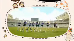 Kara,Apink,EXID,AOA,TWICE - 画中画的韩团视频 能听出是那两首歌吗