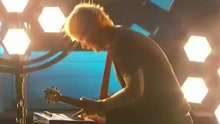 Ed Sheeran - Shape Of You - 59 Grammy Live 17/02/13