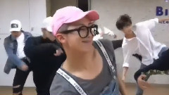 防弹少年团,田柾国(防弹少年团),JIMIN(防弹少年团),J-HOPE(防弹少年团),Rap Monster(防弹少年团) - 鸦雀