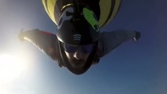 音乐短片 - 疯狂极限跳伞