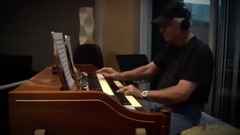 音乐短片 - You Can't Judge a Book By the Cover