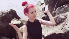 音乐短片 - The Little Mermaid or half a fish girl makeup tutorial