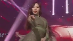 韩国群星 - Chase Me - SBS 人气歌谣 现场版 17/02/19
