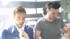 音乐短片 - Kırk Yılda Bir Gibisin