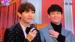V(防弹少年团) - DATV采访:花郎金泰亨cut