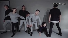 舞蹈视频 - Castle on the hill