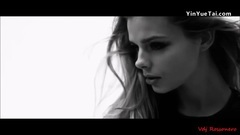 音乐短片 - Crazy In Love