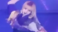 BLACKPINK - 口哨
