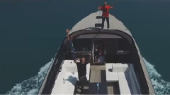 音乐短片 - The Only Way Is Up