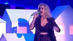 Katy Perry - Chained To The Rhythm