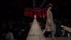 Fashion Show - Moschino Fall Winter 2017-2018