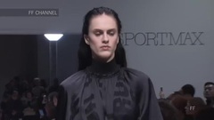 Fashion Show - Sportmax Fall Winter 2017-2018