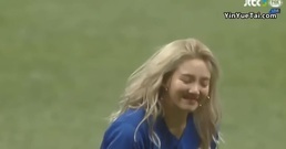 少女时代,孝渊(少女时代) - Hyoyeon first pitch (Korea vs Cuba)