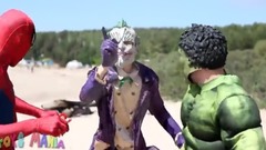 音乐短片 - Superhero IRL