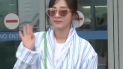 Sandara Park - 仁川机场出境新闻频