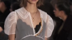 Fashion Show - Chloe Fall Winter 2017-2018