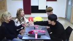 K.A.R.D - K.A.R.D 2V2 MATH GAME