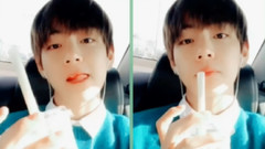 V(防弹少年团) - 金泰亨VLIVE更新:哎 想去看展览会 好不容易有时间去了今天却没开 人生啊