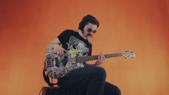 音乐短片 - Seven Nation Army