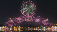 音乐短片 - 富士山下的大型烟花表演秀