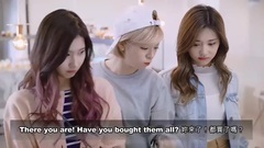 TWICE - 2017 SPRIS CF CAMPAIGN