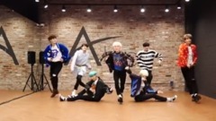 VAV - Dance With Me