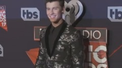 Shawn Mendes - 萌德在iHeartRadio音乐大奖谈及西装妹
