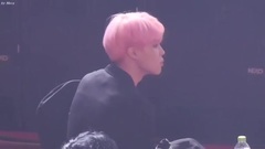 防弹少年团 - 防弹少年团看MAMAMOO舞台的反应