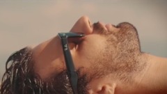 音乐短片 - Freak