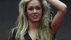 音乐短片 - Tell Me Baby