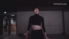 舞蹈视频 - Rock With U