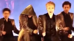 张艺兴(EXO) - 他的每一步都踩在了你的心尖上