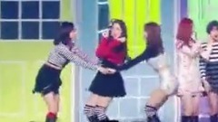 TWICE - KNOCK KNOCK