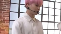 防弹少年团 - Show Champion Behind BTS