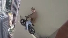 音乐短片 - DESPERADO OLEGCRICKET on BMX