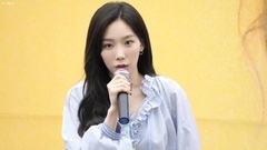 太妍(少女时代) - 태연 (TAEYEON) 팬사인회 끝인사 [태연] 직캠 Fancam (코엑스 라이브플라자) by Mera