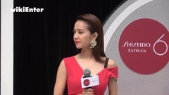 蔡依林 - 呸姐晒酥胸霸气降临 蔡依林夸粉丝嘴真甜