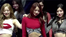  - WEE WOO（DEBUT SHOWCASE）