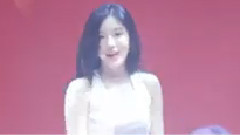 PRISTIN - WEE WOO
