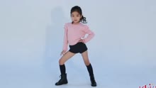  - 韩国小萝莉Na Haeun跳Blackpink《PLAY WITH FIRE》