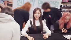 本月少女 - 本月少女(LOOΠΔ 1/3) - 1st Fan Event