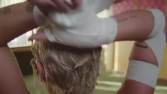 Sia,Brooke Candy - Brooke Candy+Sia - Living Out Loud (官方版MV)