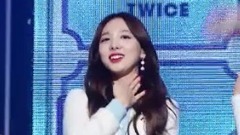 TWICE - KNOCK KNOCK