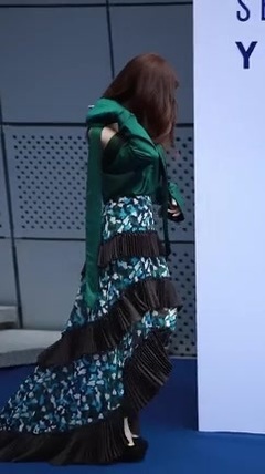 T-ara,朴孝敏(T-ara) - 首尔时装周孝敏新闻视频